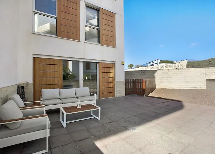 Martinez Duplex * エル・メダノ